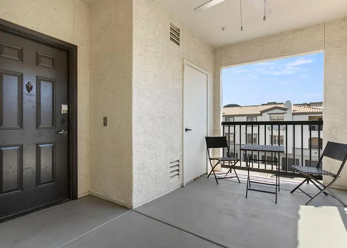Cozysuites By The Stadium W Pool! 11 Apartment