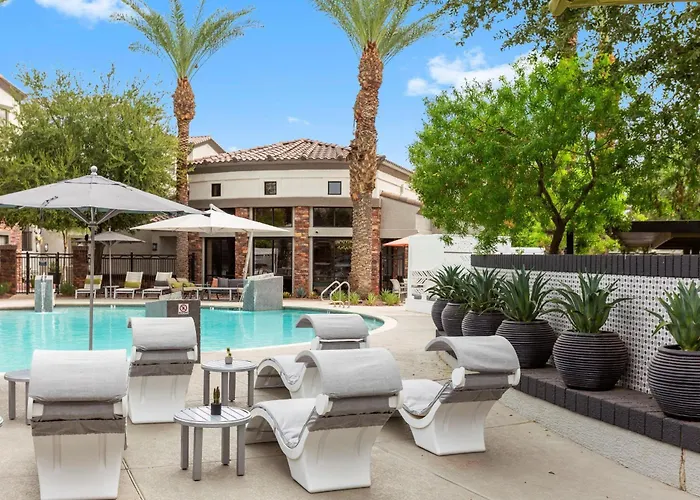 Apartment Cozysuites By The Stadium W Pool! 11