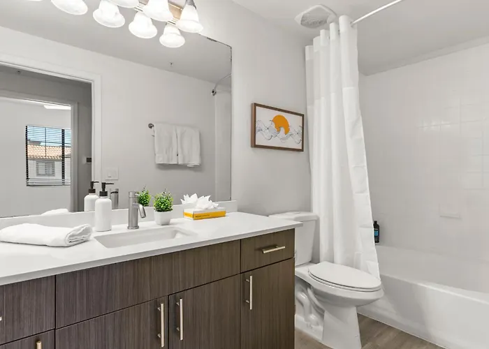Cozysuites By The Stadium W Pool! 11 * Glendale